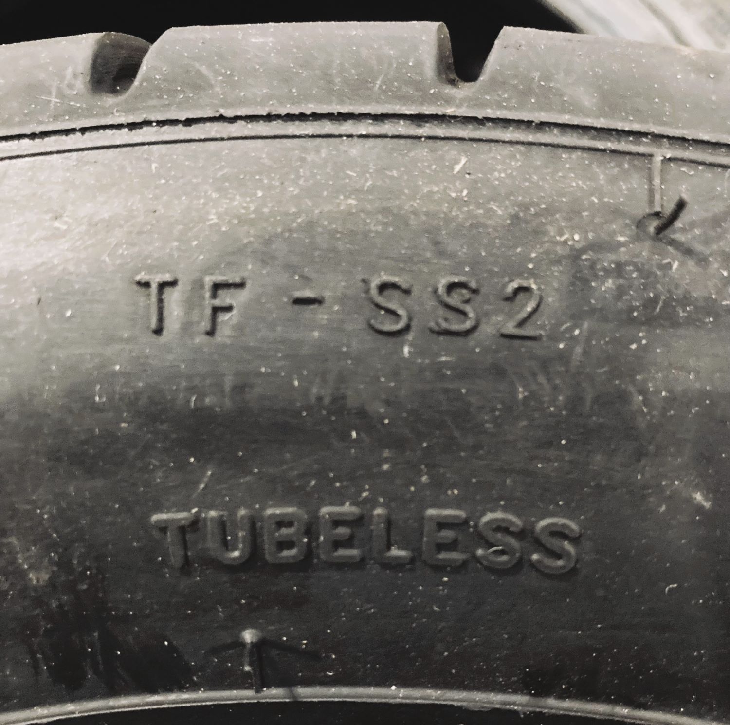 Code pneu MRF occasion